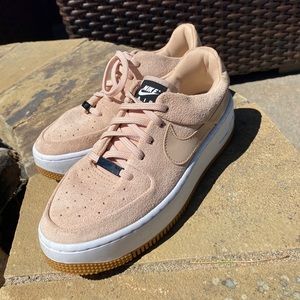 Nike Air Force 1